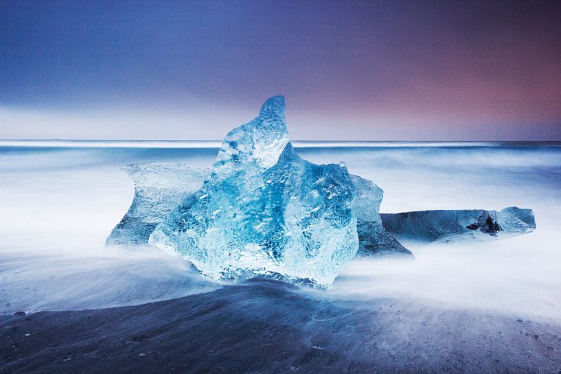 Ice block on beach at Jokulsarlon by Robert Meerding