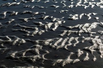 Zand structuur | Het wad | Terschelling - 2 van Marianne Twijnstra