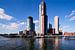 Rotterdam Kop van Zuid avec Hôtel New York, Montevideo et World Port Center sur Marianne van der Zee