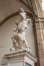 Verkrachting van de Sabijnse vrouw, Giambologna, 1581-1583. Loggia dei Lanzi, Florence, Italië van Joost Adriaanse thumbnail