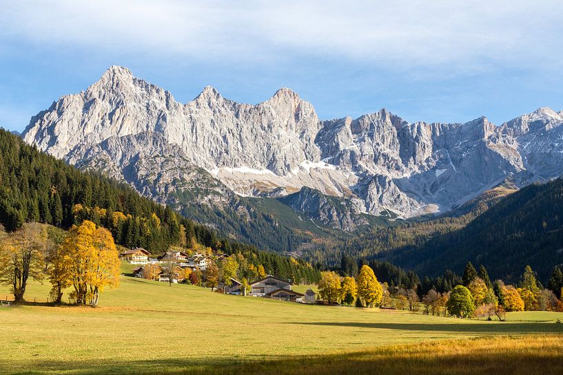 Berglandschaft "Berge im Herbst" von Coen Weesjes