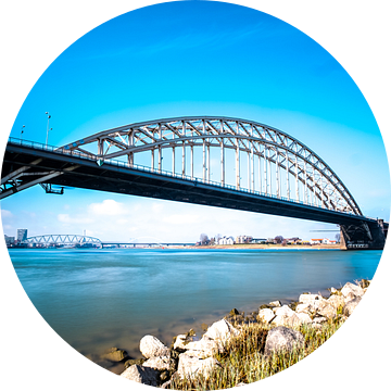 De oude Waalbrug in Nijmegen