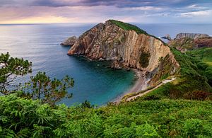 Playa del Silencio, Asturias, Spanje van Adelheid Smitt