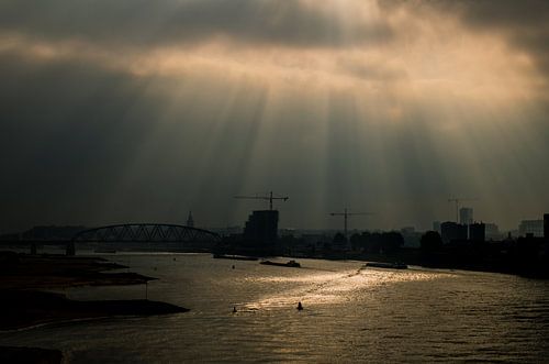 Waal...uitzicht op Nijmegen