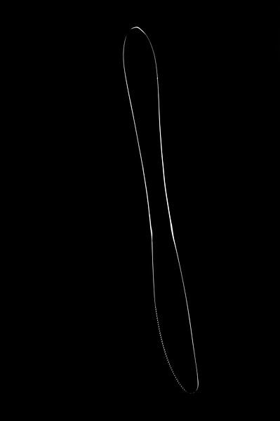 serie the Opposite, Mes zwart (abstract-keukengerei) von Kristian Hoekman