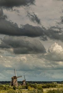 Dreiging boven Kinderdijk