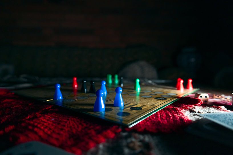 Man Don't Get Worried in an Abandoned House. by Het Onbekende