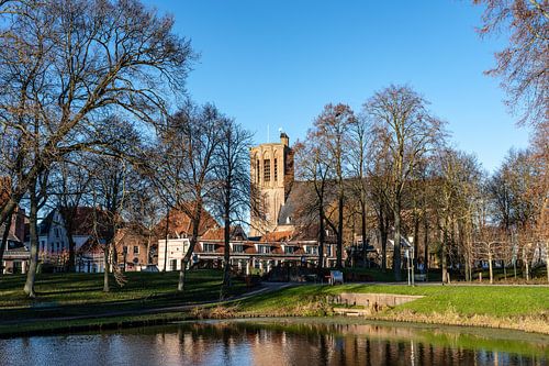 Vestingstadje Elburg op een mooie zonnige winterse dag.