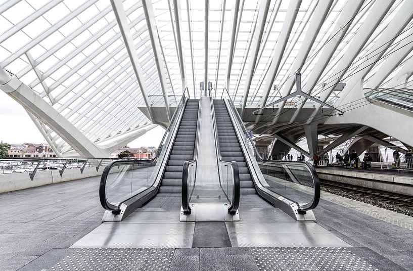 Escaliers mécaniques Gare de Liège par Arno Prijs