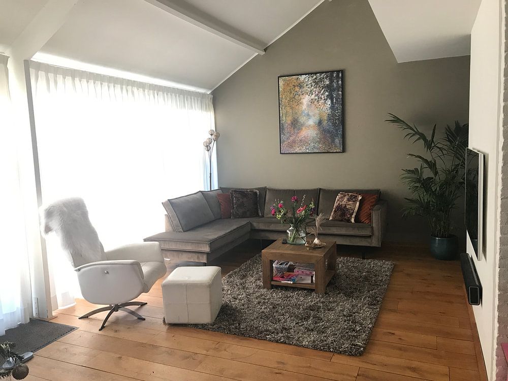 August Renoir. In the forest 