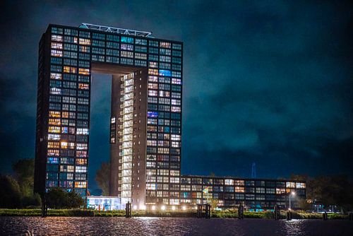 Tasmanische Büros bei Nacht 1