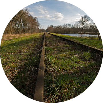 Oude spoorlijn Borkense Baan nabij de Duitse grens in de gemeente Winterswijk van Tonko Oosterink