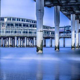 Pier in Scheveningen by Ed Vink