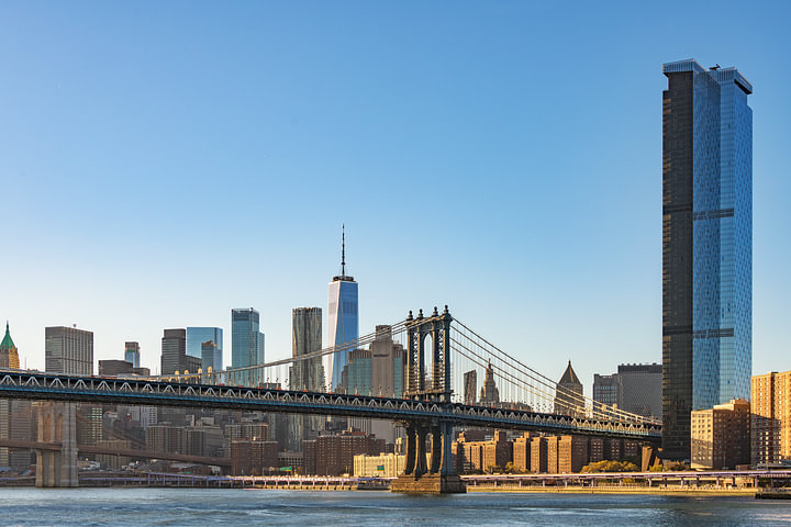 Brooklyn Bridge New York van <span class="secondary-font">Dirk Verwoerd</span>