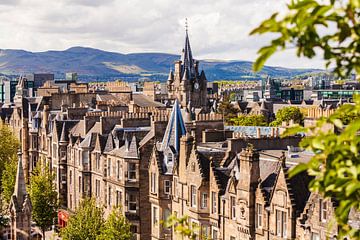 Old Town of Edinburgh by Werner Dieterich