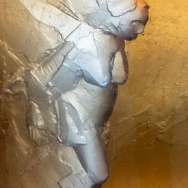 Vrouw in glas van Gert van Eck