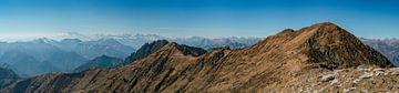 Blick über den Monte Limidario Gridone ins Aostatal von Leo Schindzielorz