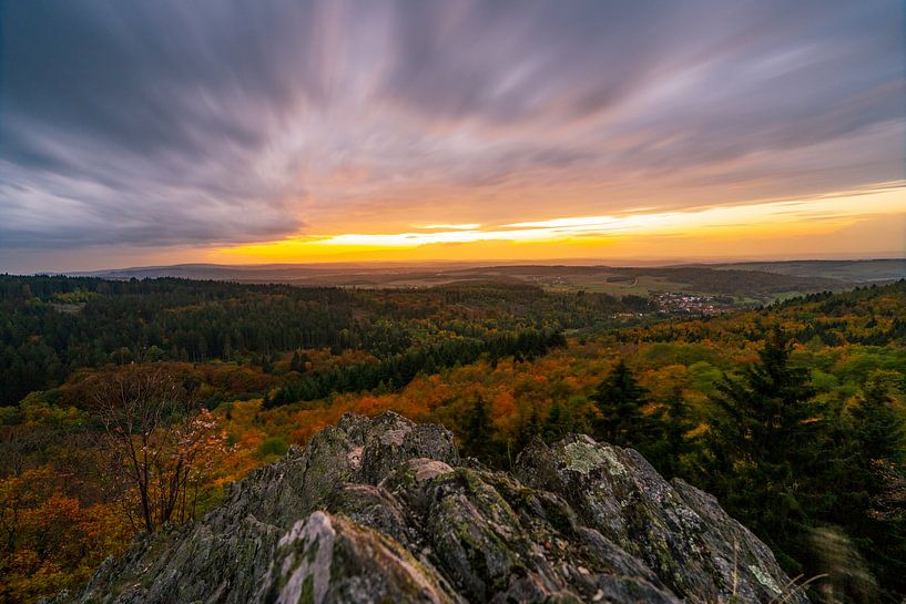 Die letzten Lichtstrahlen im Taunus von Christian Klös