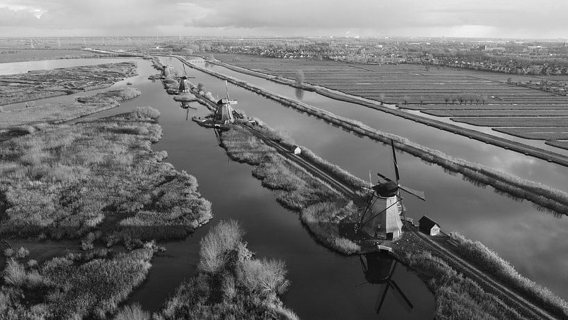 Mills Kinderdijk Schwarz und weiß von Drone Europa