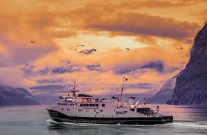ferry sur un fjord en Norvège.