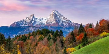 Watzmann in herbstlicher Landschaft III von Daniela Beyer