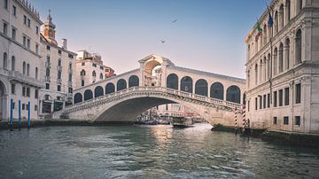 Venedig - Rialto Brücke von Michael Blankennagel