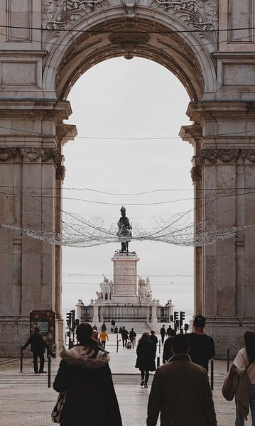 Lisbon by Hello Pompoyo