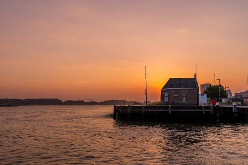 Het douanehuisje Maassluis