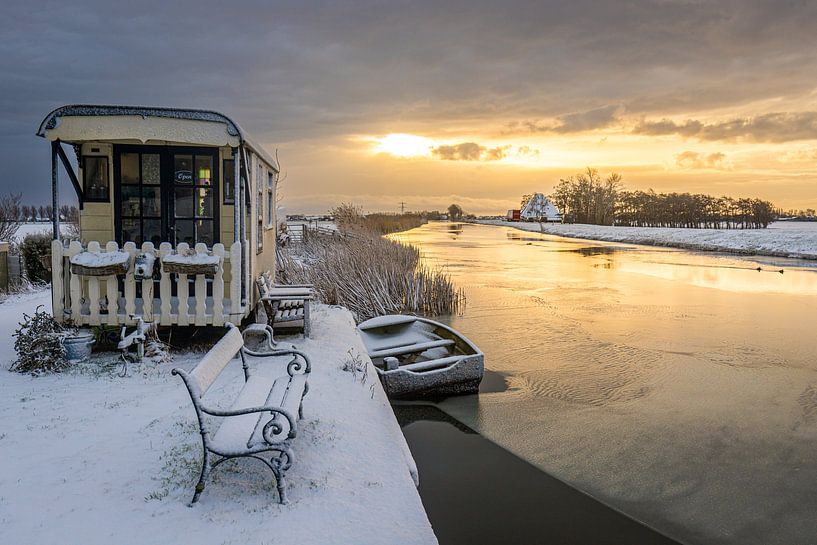Pipowagen along the ring canal in the snow by peterheinspictures