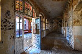 Come and go as you please.  von Robin Boer