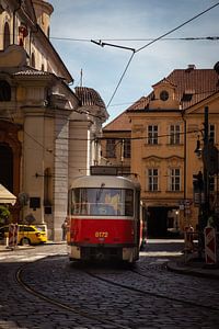 Praagse tram van Nynke Altenburg