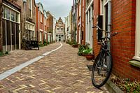 rue étroite avec bicyclette
