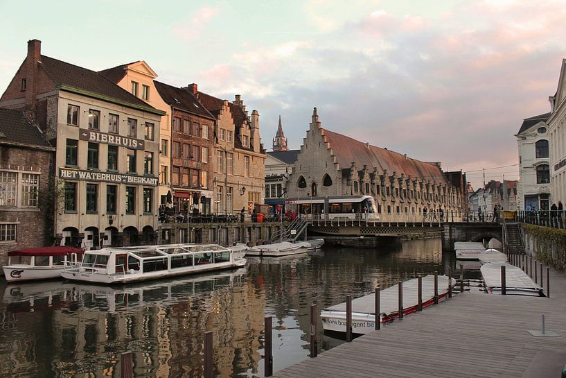 Historische Stadt Gent, Blick auf die Kraanlei, Belgien von Imladris Images
