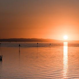 Sunset at sea by Bob Beckers