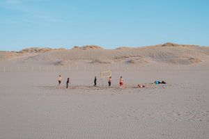 Beachvolleyball mit Freunden