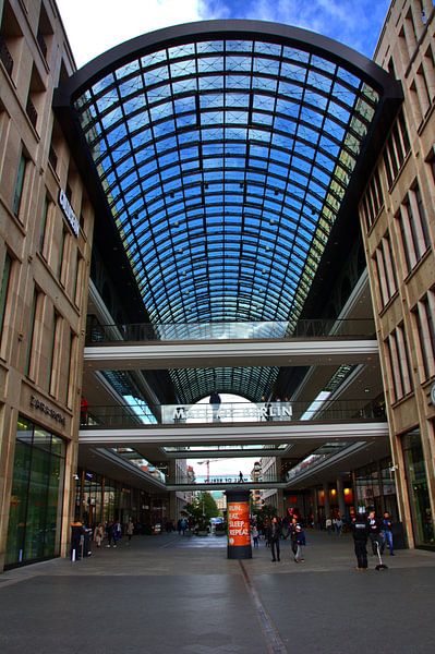 Winkelcentrum 1 in Berlijn van Edgar Schermaul
