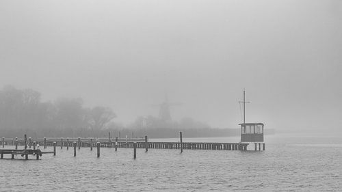 Jachthaven Anna Paulowna in de mist