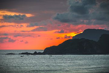 Lombok zonsondergang van Andy Troy