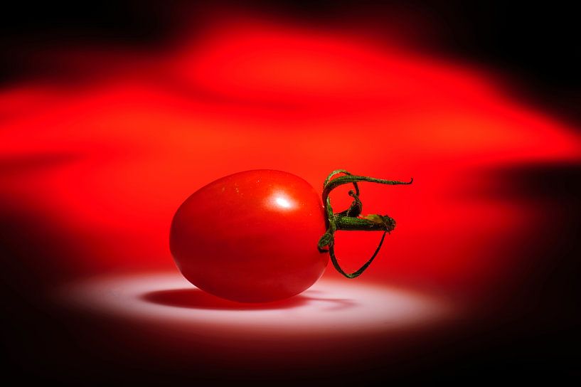 cherry tomaat  by Peter Laarakker