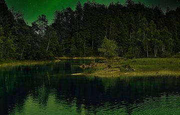 THE MOUNTAIN LAKE by Markus Moser