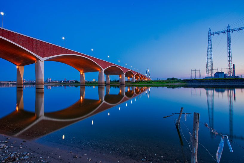 Die Überquerung (Stadtbrücke), Nijmegen von SeruRon Photo's
