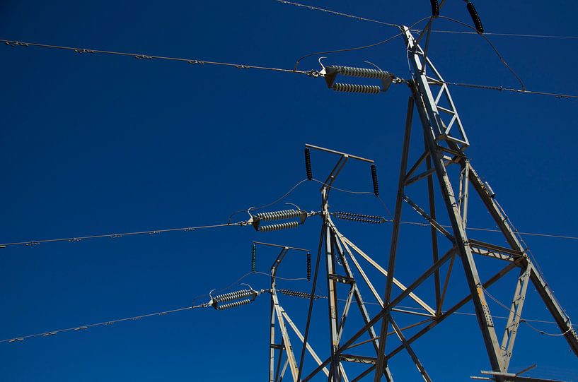 High-voltage lines by Bart van Wijk Grobben