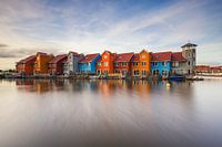 Dynamisches Foto der Häuser des Hafens Reitdiep