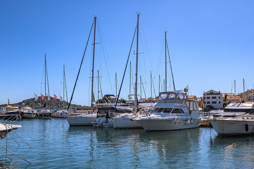 Croatia : Island Ugljan - Preko by Photoart-Naegele