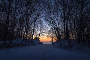 Lever de soleil sur le tunnel de neige