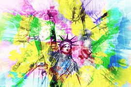 Statue of Liberty and Brooklyn Bridge in New York City, USA