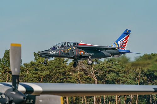 Décollage d'un Alpha Jet de l'armée de l'air française.