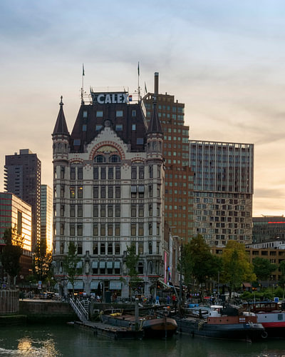 Het Witte Huis in Rotterdam – Historie tussen moderne hoogbouw