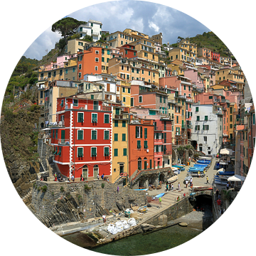 Het dorpje Riomaggiore. Cinque Terre, Italië van FotoBob