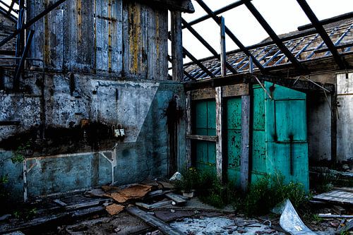 Achter gesloten deuren